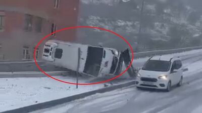 Kaza üzerine kaza! O anlar kamerada!