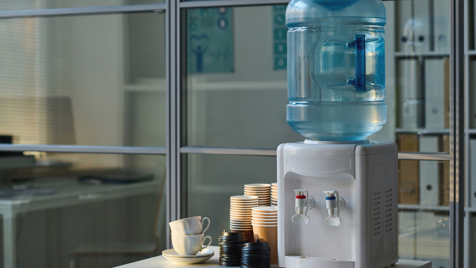 Su sebili nasıl temizlenir?