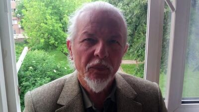 Sedefkâr Karazeybek vefat etti