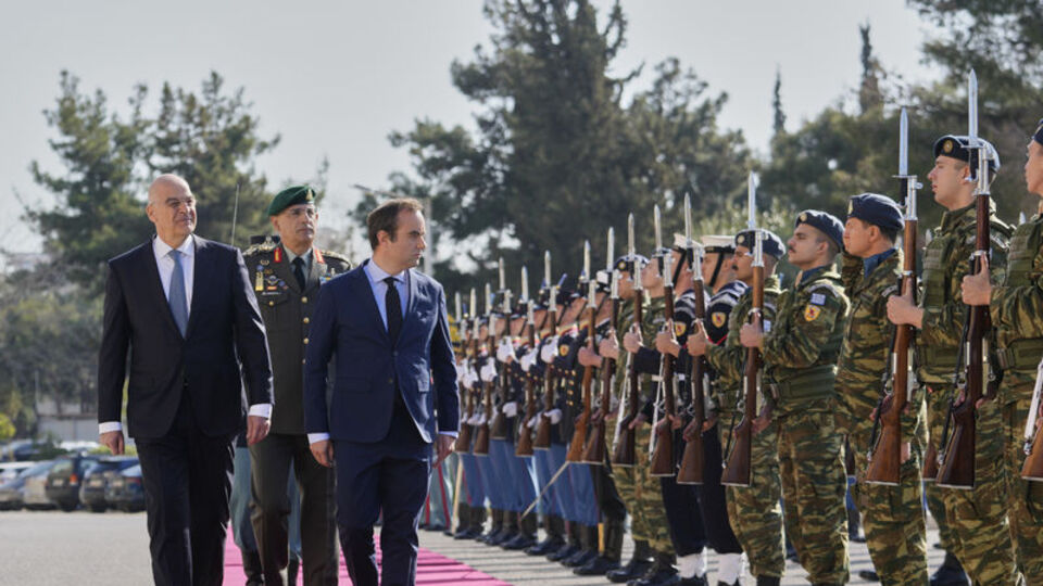 Yunanistan Fransa'da gemisavar füze alacak