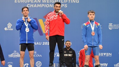 Harun Algül'den altın madalya!