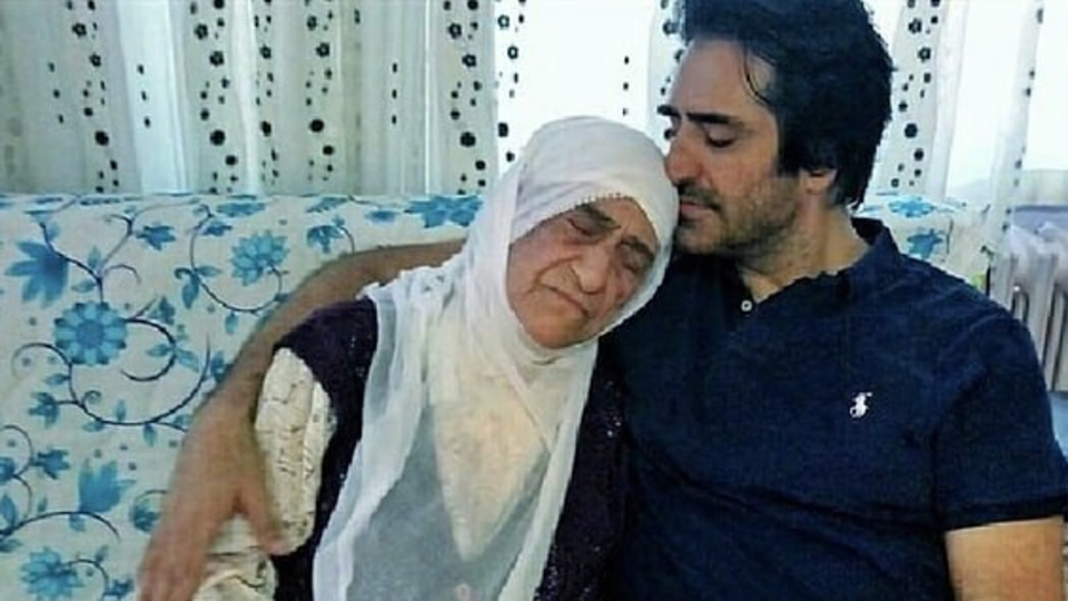 "Sensiz bir yanım hep eksik"