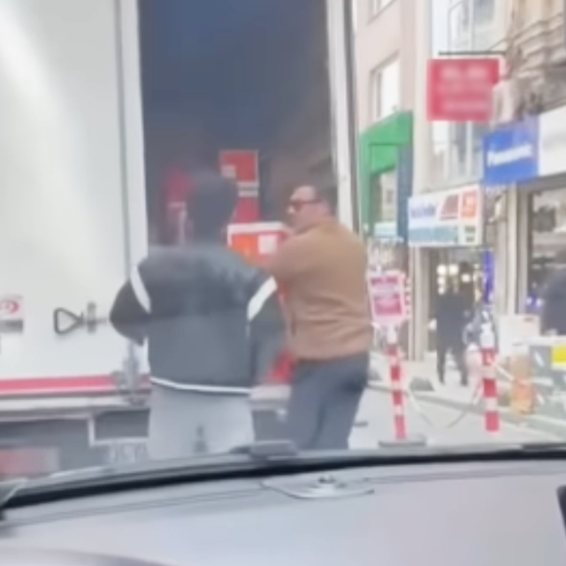 Sete yetişmek için koli taşıdılar