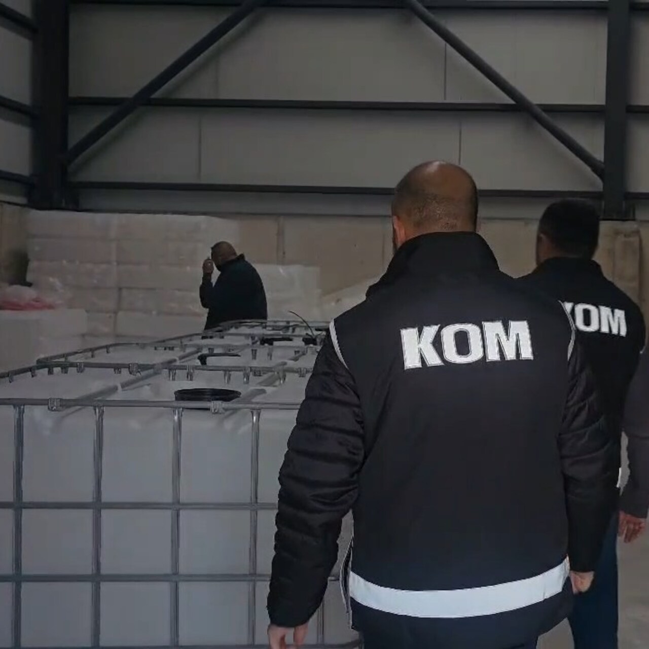Su deposu değil sahte alkol!