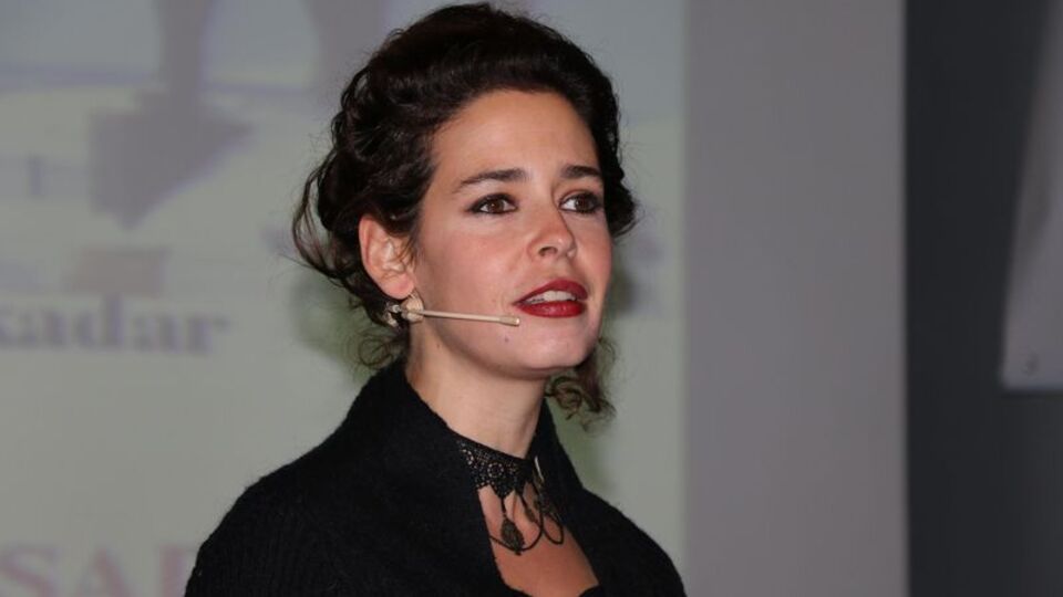 Pelin Batu'dan 'tuhaf' açıklama