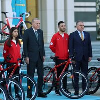 Erdoğan, Türkiye Bisiklet Turu'nun tanıtımına katıldı