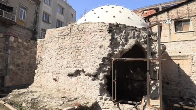İzmir'deki tarihi hamamın restorasyonu yeniden başladı