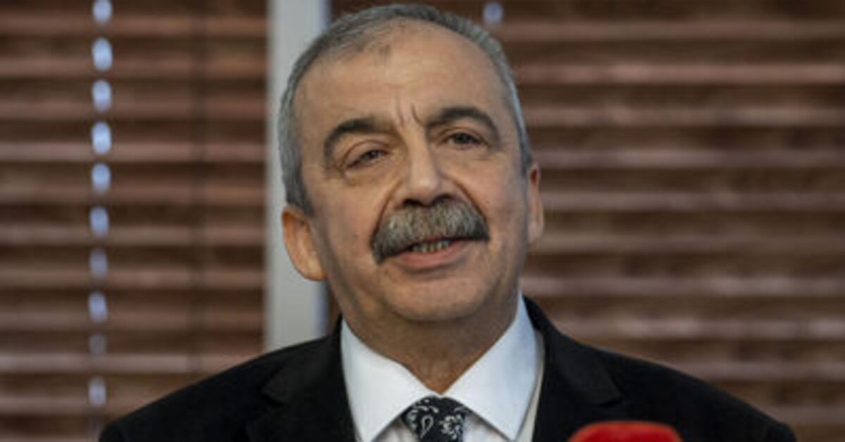 Sırrı Süreyya Önder'in Sağlık Durumu: Kalp Sorunu Nedeniyle Hastaneye Kaldırıldı - Son Güncelleme