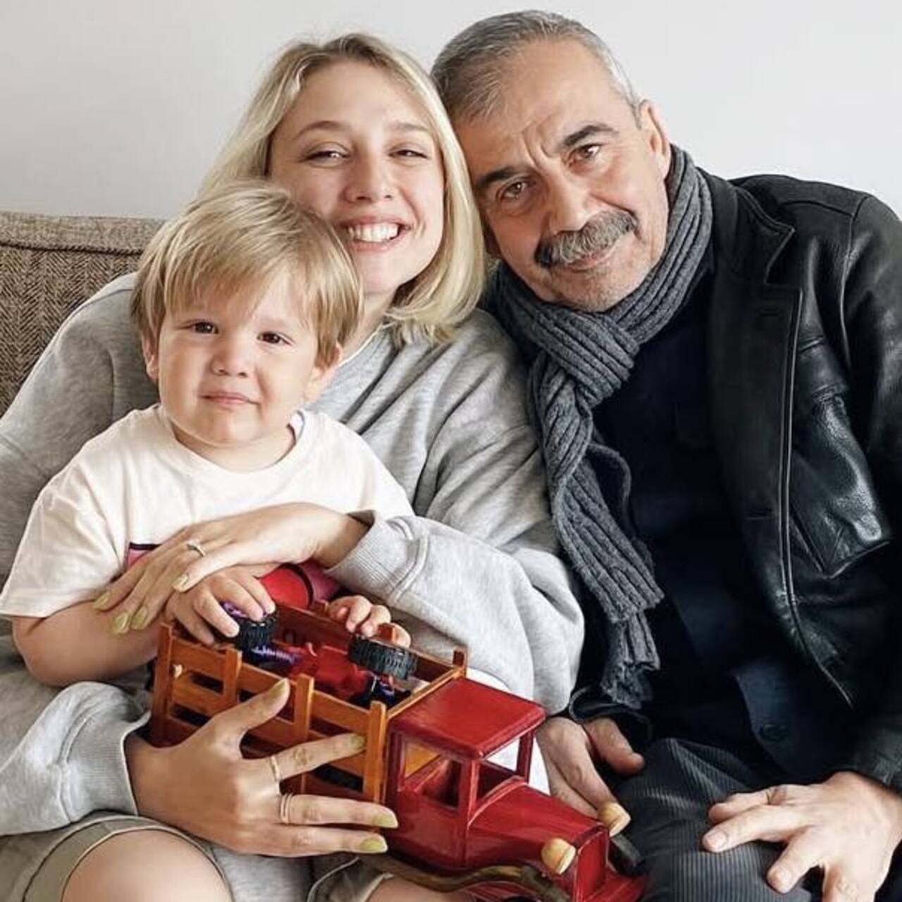 Önder'in kızı babasına seslendi