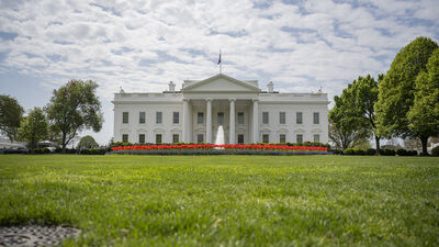 Beyaz Saray: Bazı kalemlerde yüzde 245 vergi