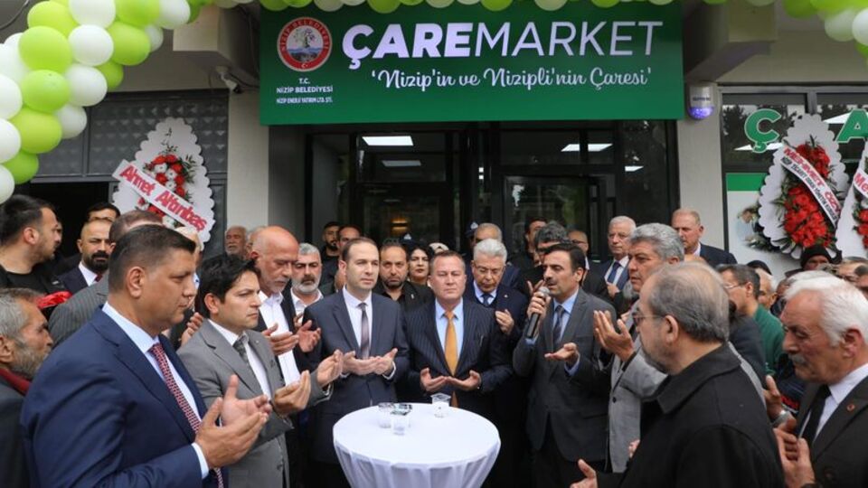 Nizip Belediyesi'nden "Çare Market"