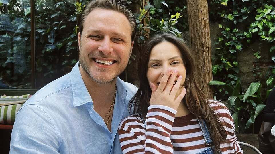 Bebeklerinin cinsiyetini açıkladılar