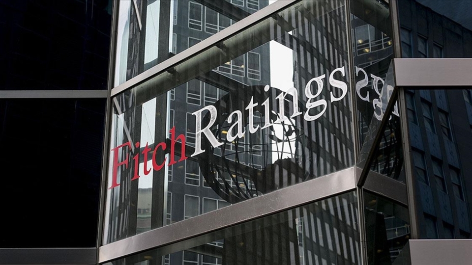 Fitch, küresel büyüme tahminini düşürdü