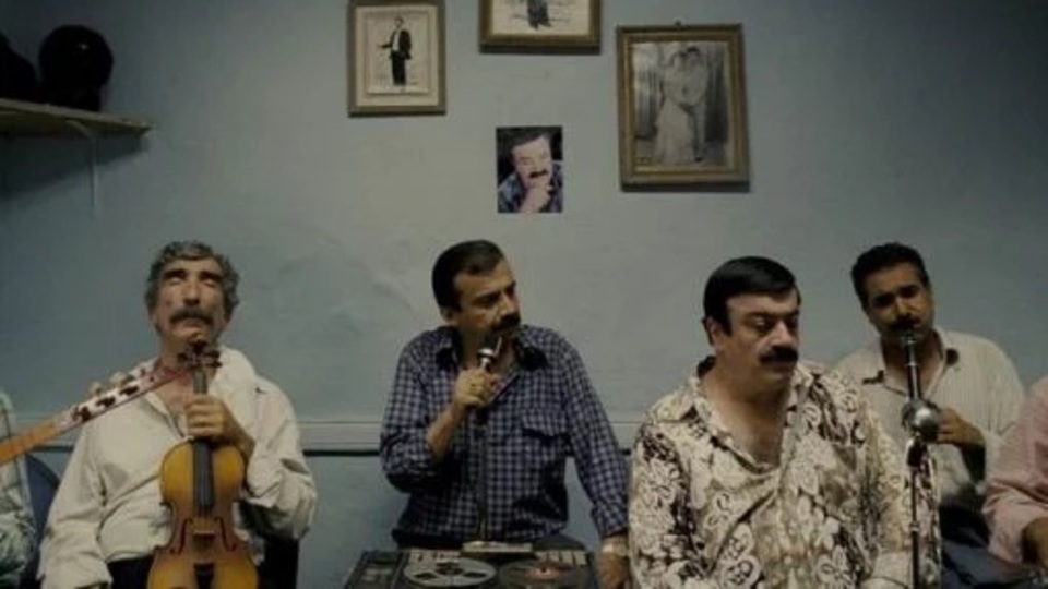 3 filmin senaristi 13 filmin oyuncusu