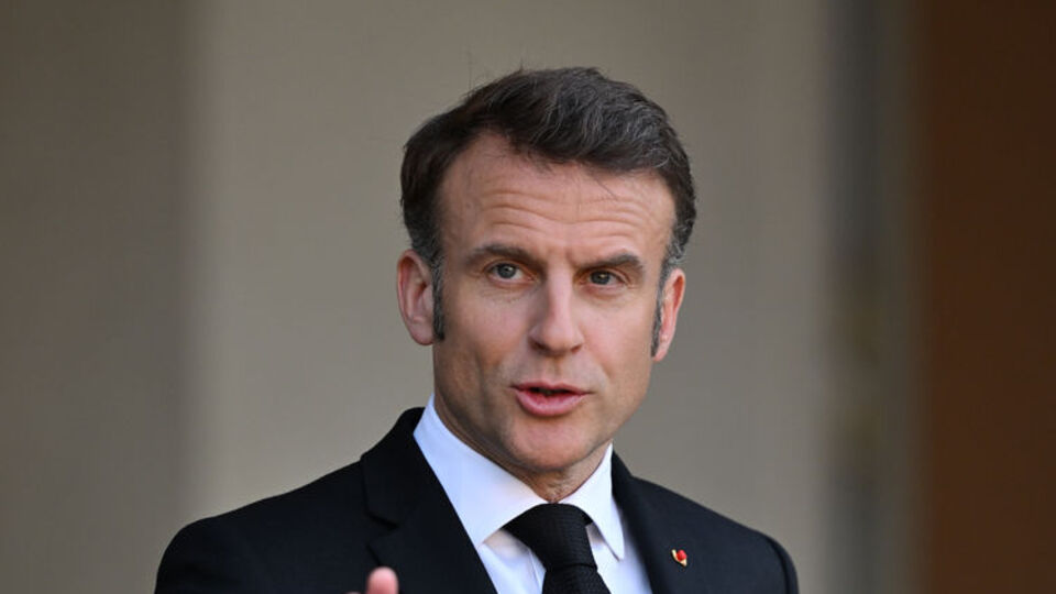 Fransa'da hapishanelere saldırı! Macron'dan açıklama