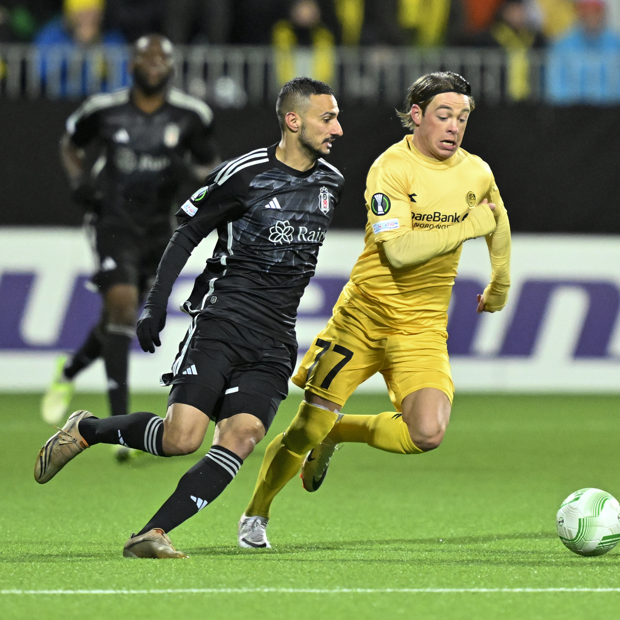 Yeniden Patrick Berg sesleri