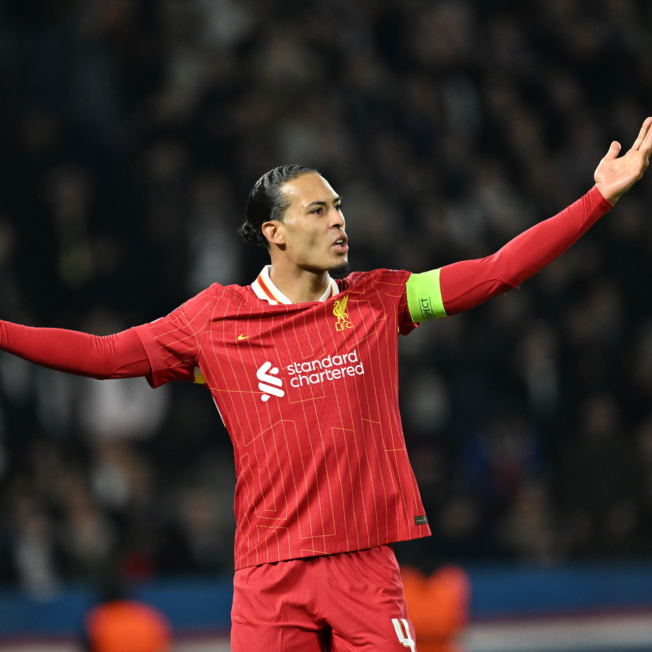 Van Dijk 2 yıl daha Liverpool'da!