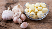 Aç karnına sarımsak yutmak faydalı mı?