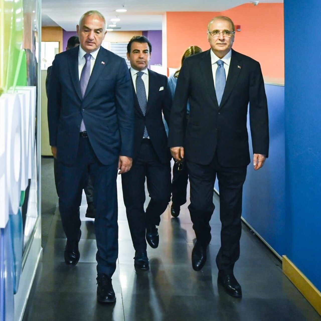 Bakan Ersoy'dan Habertürk'e ziyaret