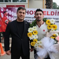 Kerem Kamal’a coşkulu karşılama