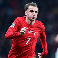 Kerem dünyanın zirvesinde!