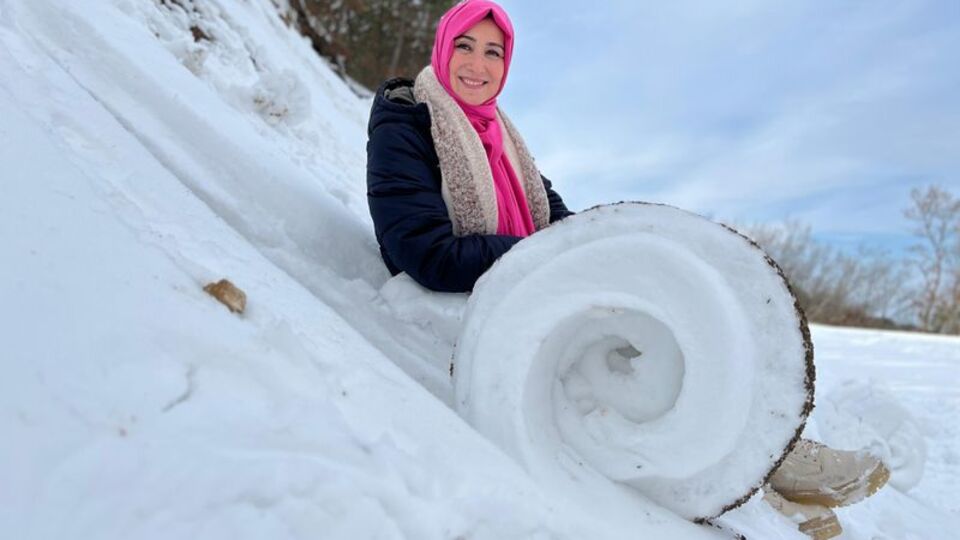 Doğada ender oluşuyor! Kar ruloları görüldü!