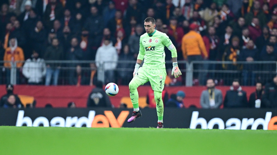 Galatasaray, kalesine duvar ördü!