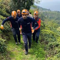 Rize'de ilkel teleferiğin sırma teline dolanarak düşen kişi hayatını kaybetti - Güncel haberler thumbnail