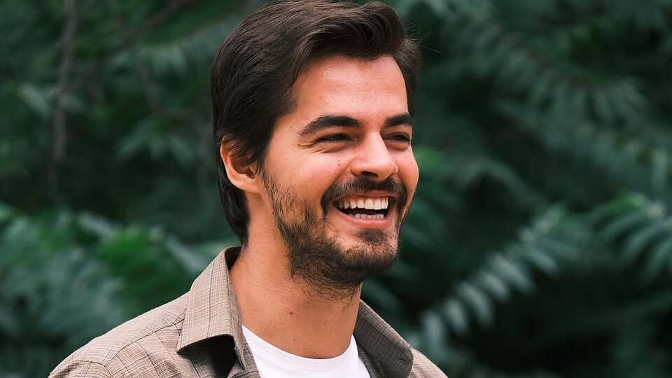 Trafik kazası geçirdi