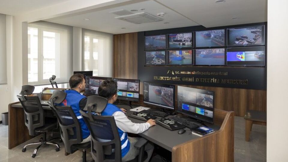 Mersin'de 13 gemiye 70 milyon lira ceza