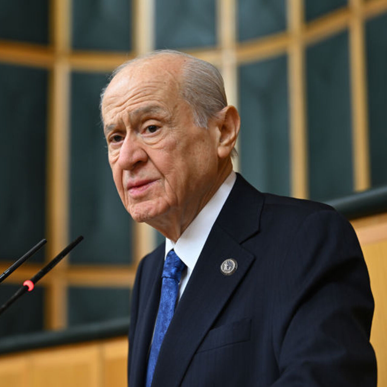 Bahçeli'den, Tarkan'a taziye telefonu