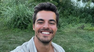 Ünlü oyuncu trafik kazası geçirdi