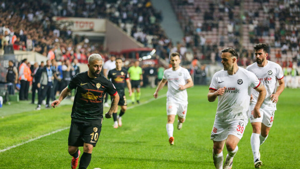 Amed SK tek attı üç aldı!