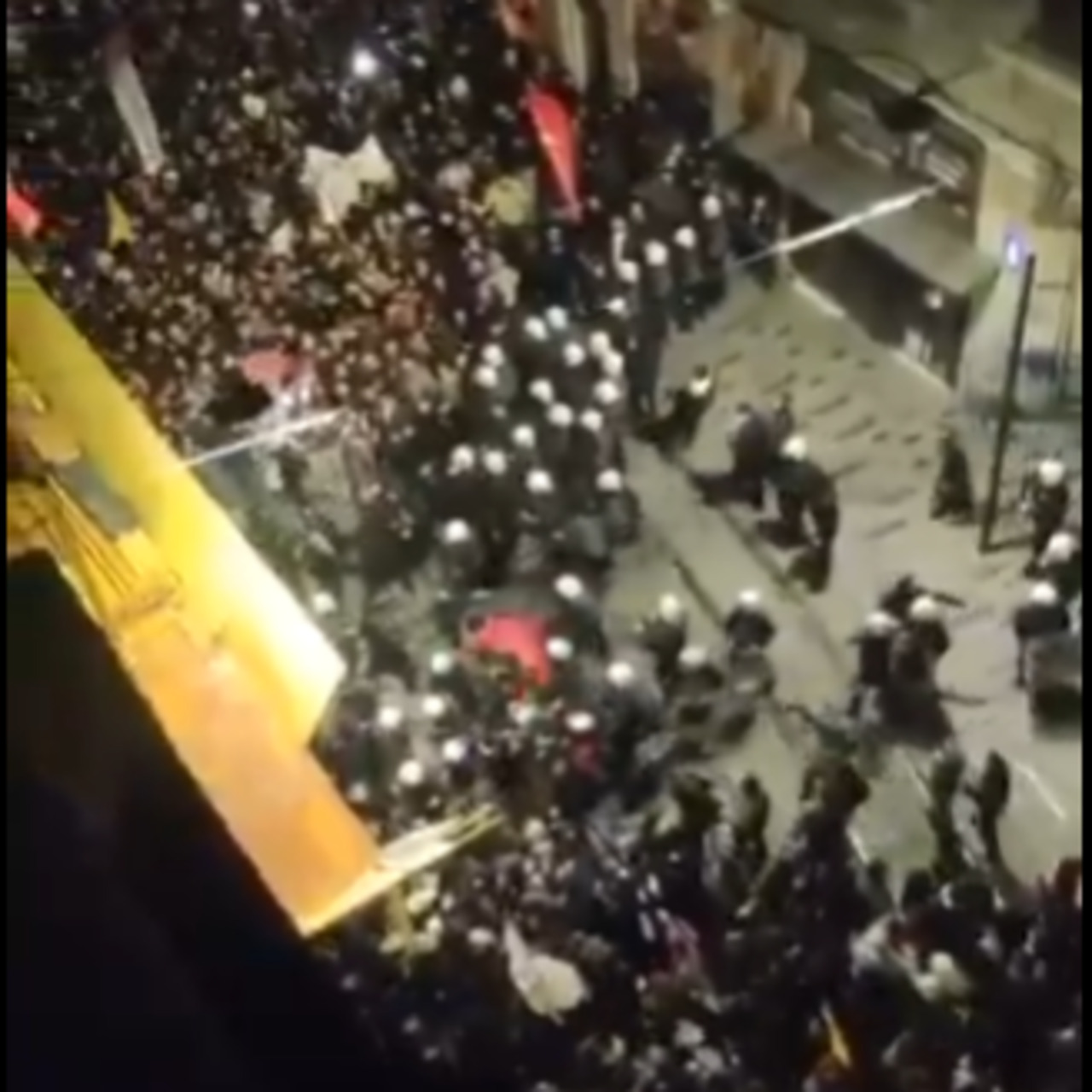 Taksim'e yürüyüşe polis izin vermedi
