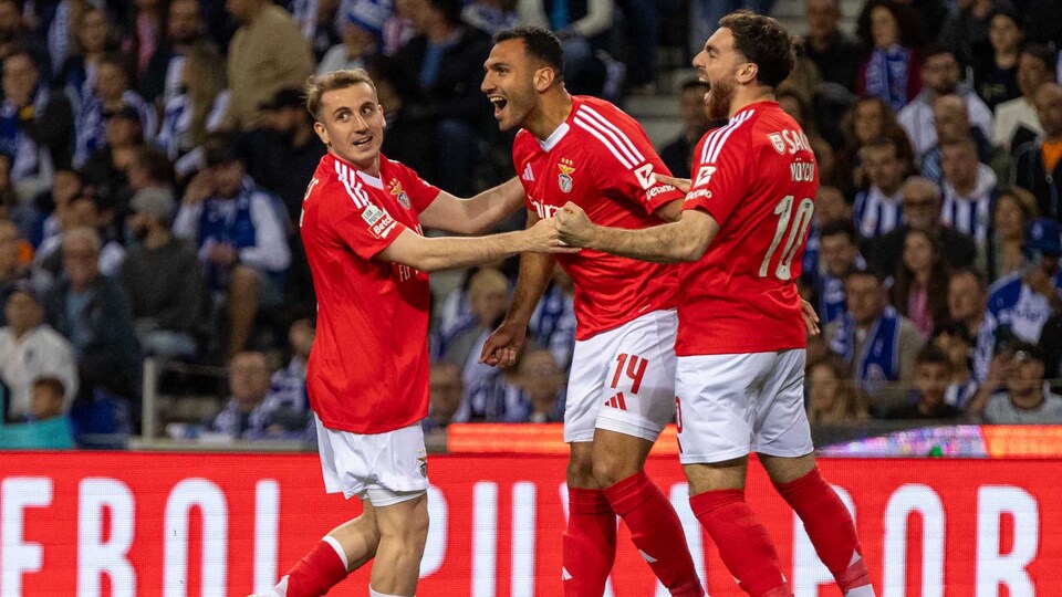 Benfica 3 puanı 3 golle aldı!