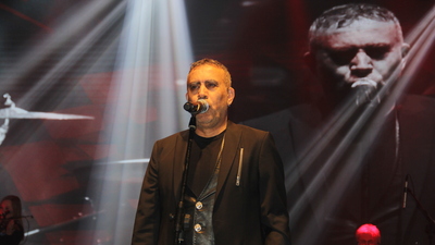 İSİAS şehitleri için sahne aldı