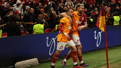 Yunus'la Barış, Zaha'yla Ziyech'i solladı!