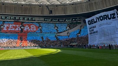 Bursaspor tribünlerinin koreografi şovu!