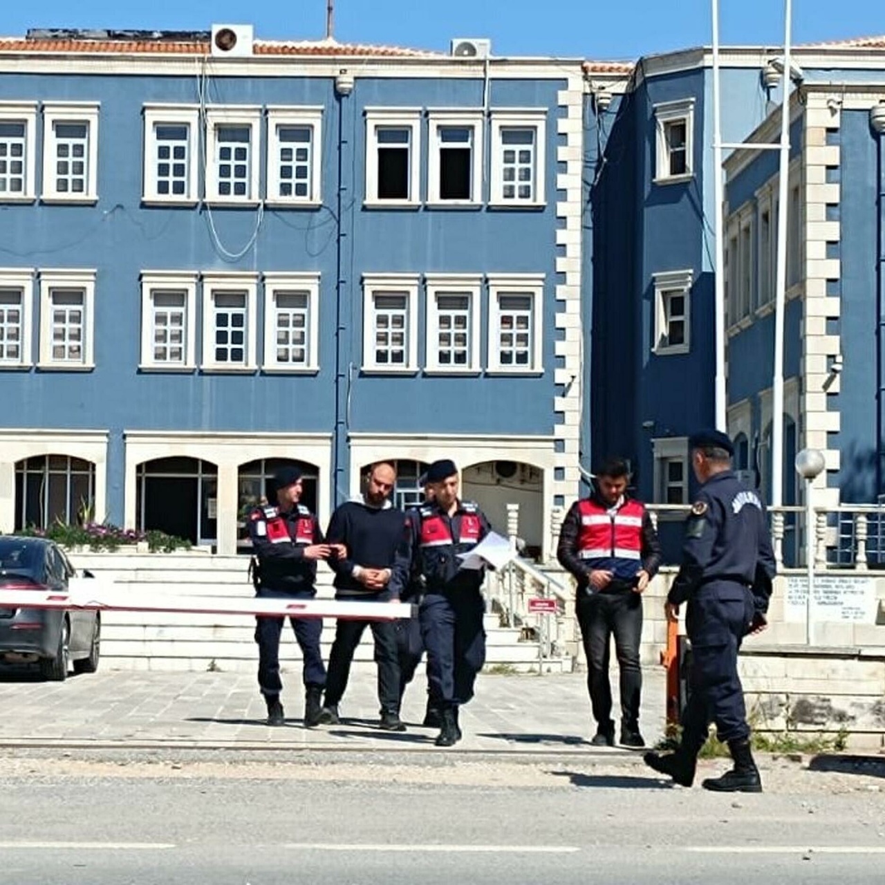 Eski milletvekilinin oğlu annesini öldürdü!