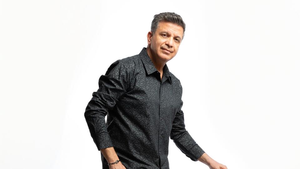 UCİM için sahneye çıkacak