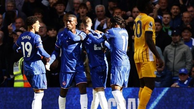 Chelsea, 10 dakikada üç puanı kaptı!