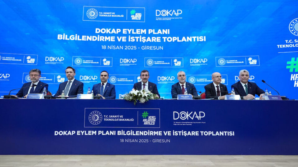 Ekonomi yönetiminden gündeme ilişkin sorulara yanıt