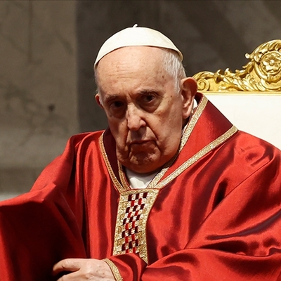 Papa Francis hayatını kaybetti!