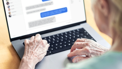 Yaşlılıkta teknoloji kullanımı demans riskini azaltabilir