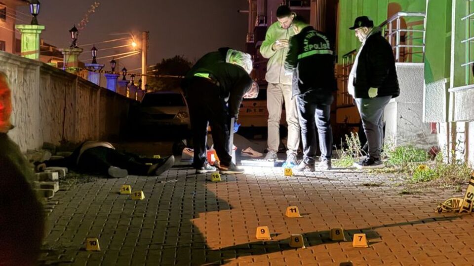 Çocukların kavgasında 5 kişi ölmüştü! 3 firari teslim oldu!