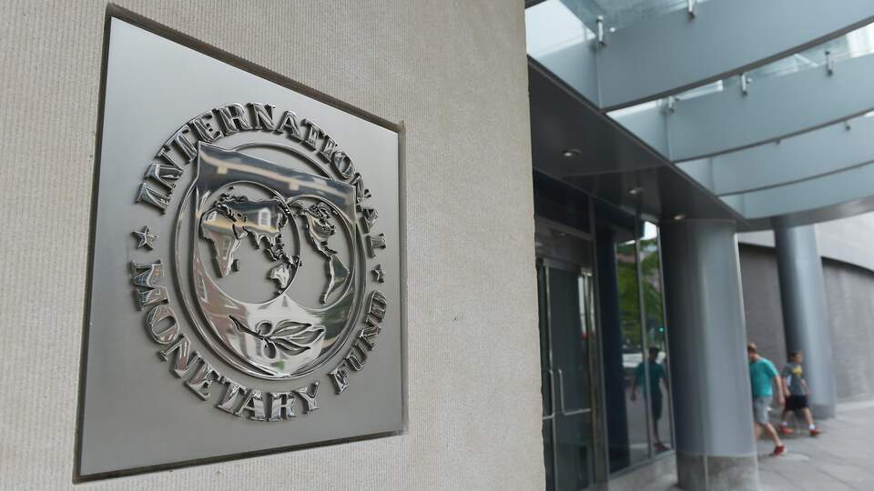 IMF, Türkiye için büyüme tahminini yükseltti