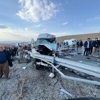Van'da kaza! Ölü ve yaralılar var