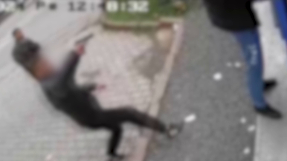 ATM'den para çekerken öldürülen gencin vurulma anı