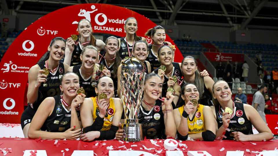 Sultanlar Ligi'nde şampiyon VakıfBank!