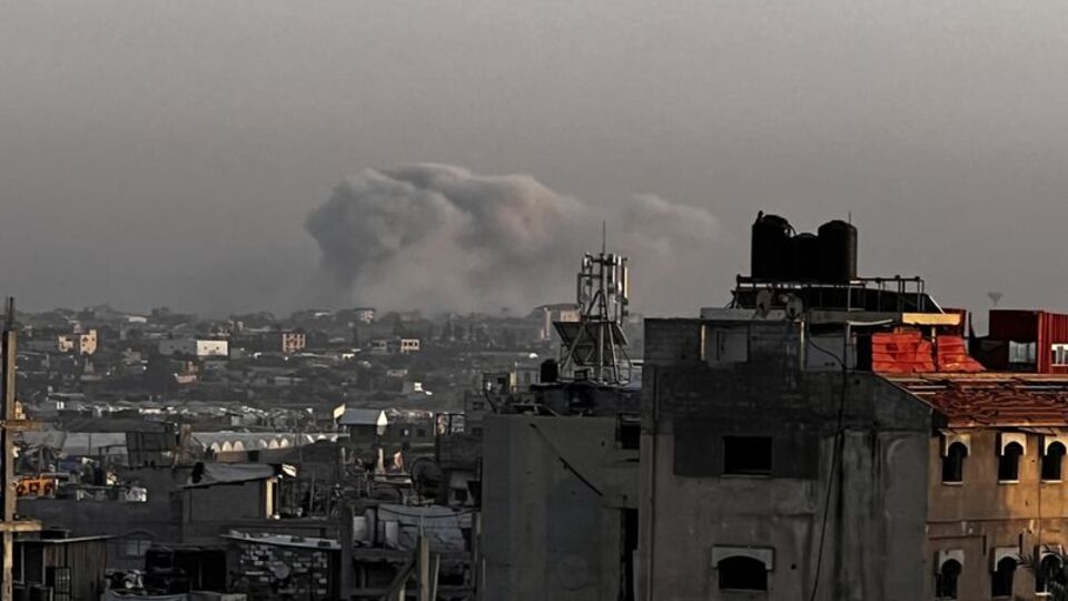 İsrail çocuk hastanesine saldırdı